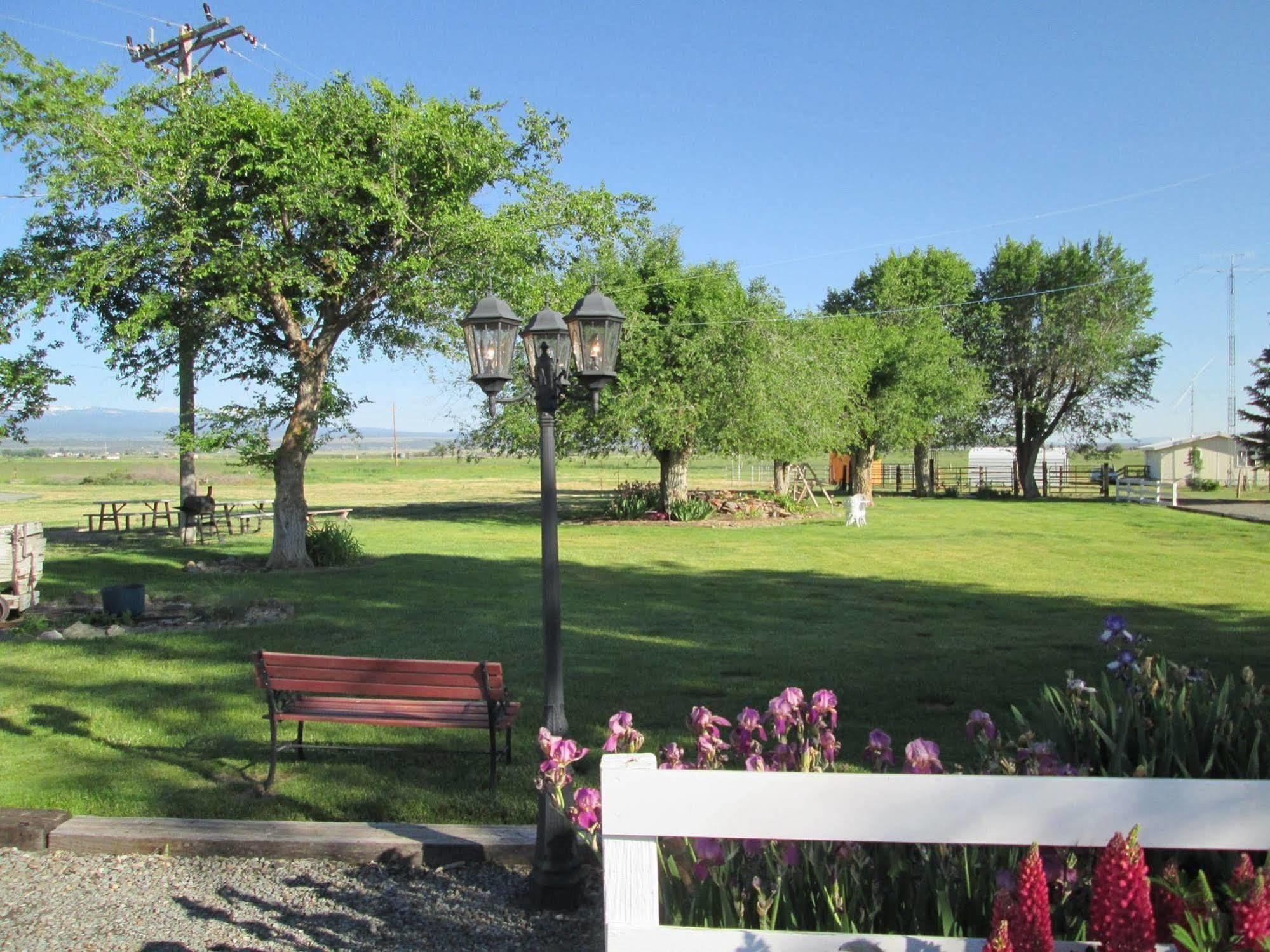 Rim Rock Motel Alturas Exterior foto